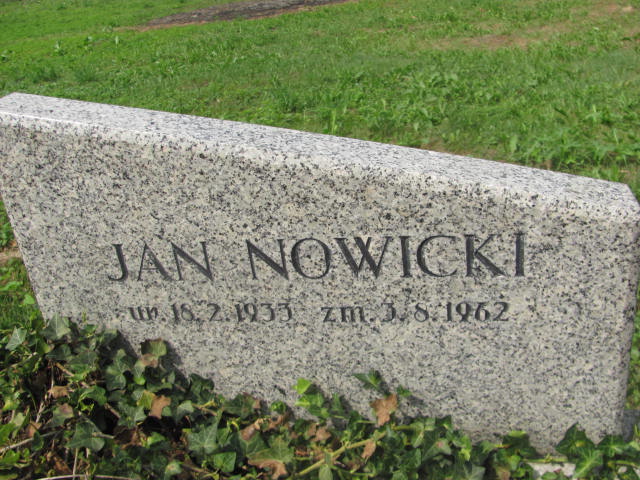 Jan Nowicki 1933 Bielsko-Biała ewangelickie - Grobonet - Wyszukiwarka osób pochowanych